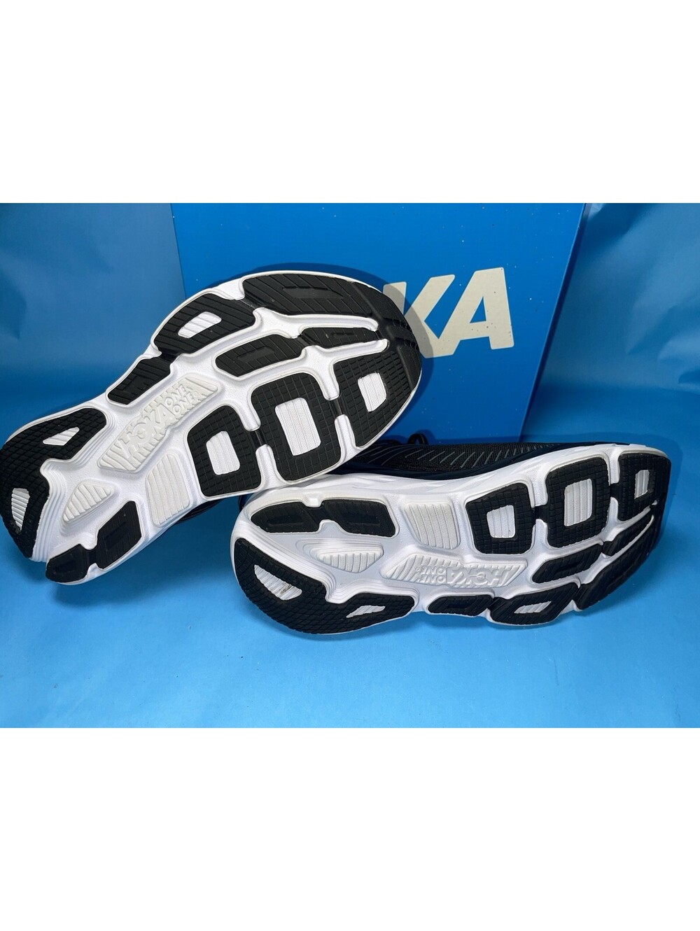 HOKA Bondi 7 Women’s Running Shoes Black White Size 8 BWHT 1110519 - Picture 5 of 7